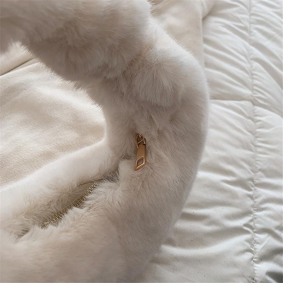 Fur Women'S Small Half Moon Bag Luxury Warm Plush Wrist Bags For Women Fashion Furry Short Handle Clutch Cute Ladies Coin Purses