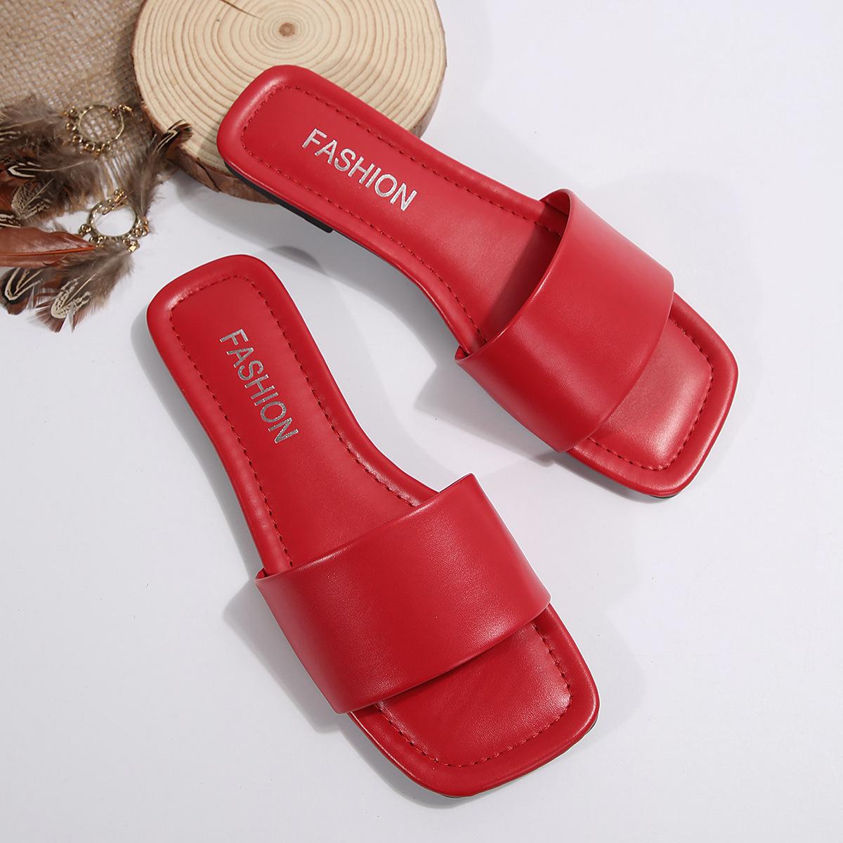 

Большие квадратные тапочки с плоским дном женские 2025 года, новинка лета, повседневная одежда с одним словом, пляжные классные тапочки для женщин 43 красный