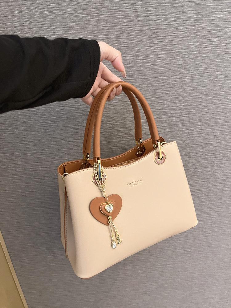 

520 Gift for Girlfriend Exquisite Genuine Leather Handheld Tote Bag New Single Shoulder Crossbody Mother s Day Gift абрикосовый