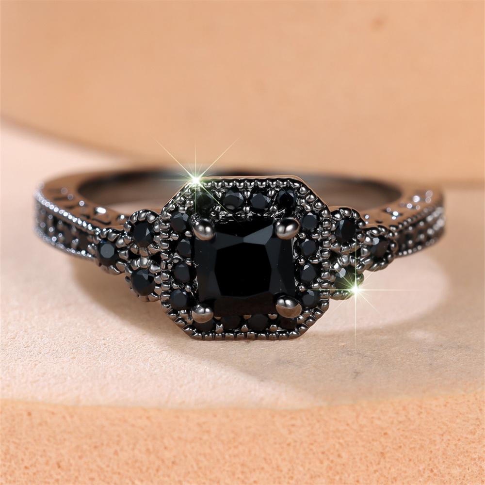 Antique Black Stone Square Zircon Rings For Women Vintage Trendy Black Metal Engagement Ring Wedding Jewelry Mother's Day Gifts
