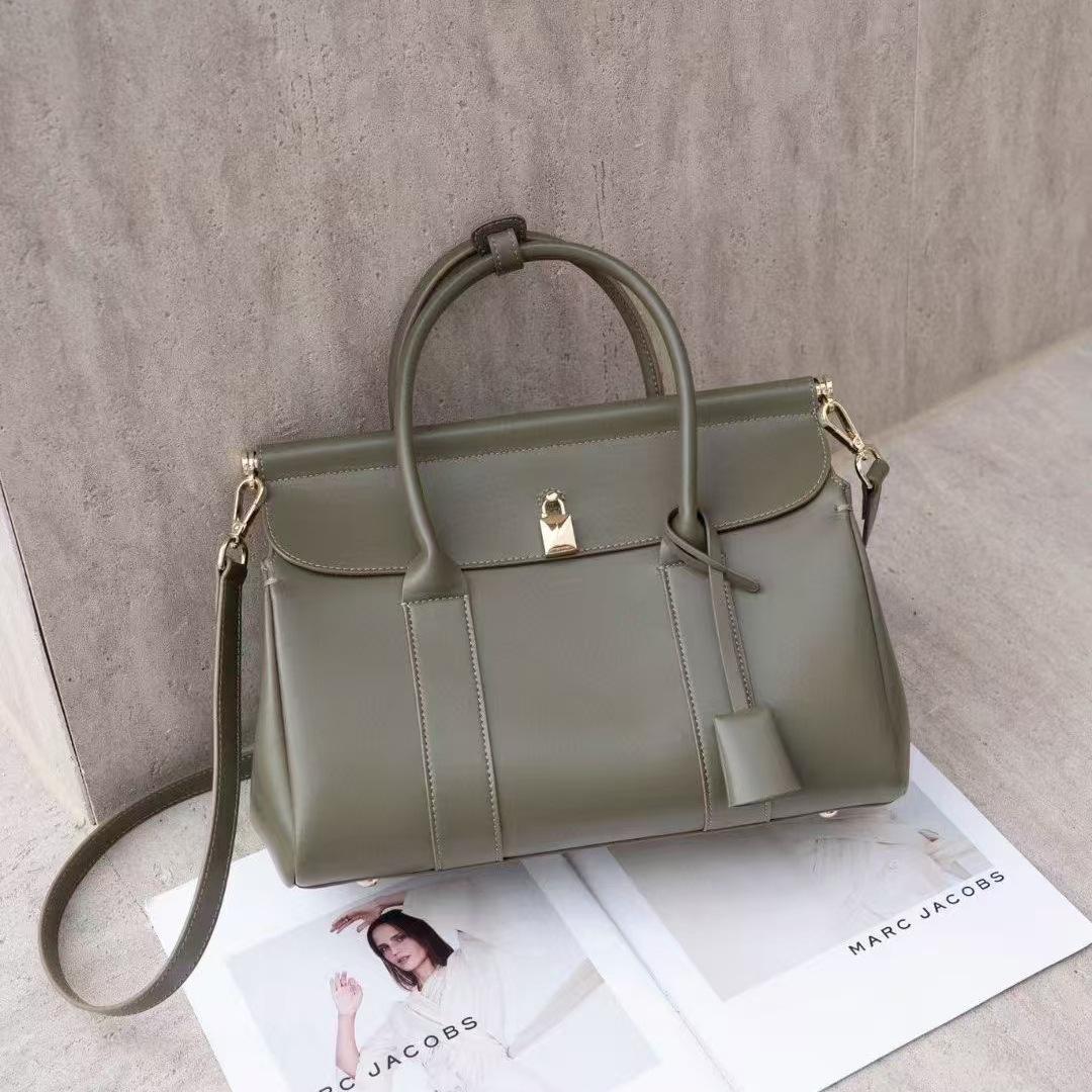 

Трансграничная атмосферная ретро-сумка для женщин 2025 года, новый кожаный портфель большой емкости, модная сумка для поездок на работу для женщин 32x14x25cm зелёный