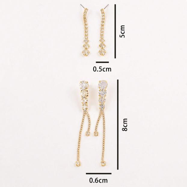A pair of French elegant Blingbling zircon fringed earrings, niche design sense, high-end temperament banquet wedding