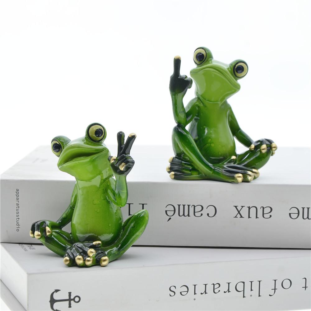 2Pcs Creative Resin Funny Frog Figurines Interior Home Decor Accessories Office Tabletop Personalized Ornaments Gift Present
