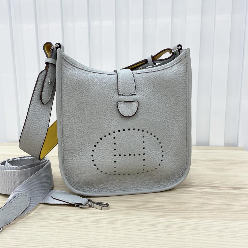 Camada Superior Couro de Vaca Bolsa Aiden Mink 2025 Novo Estilo Couro Genuíno Mini Bolsa Tote Fivela H Padrão Vazado Bolsa de Ombro Único