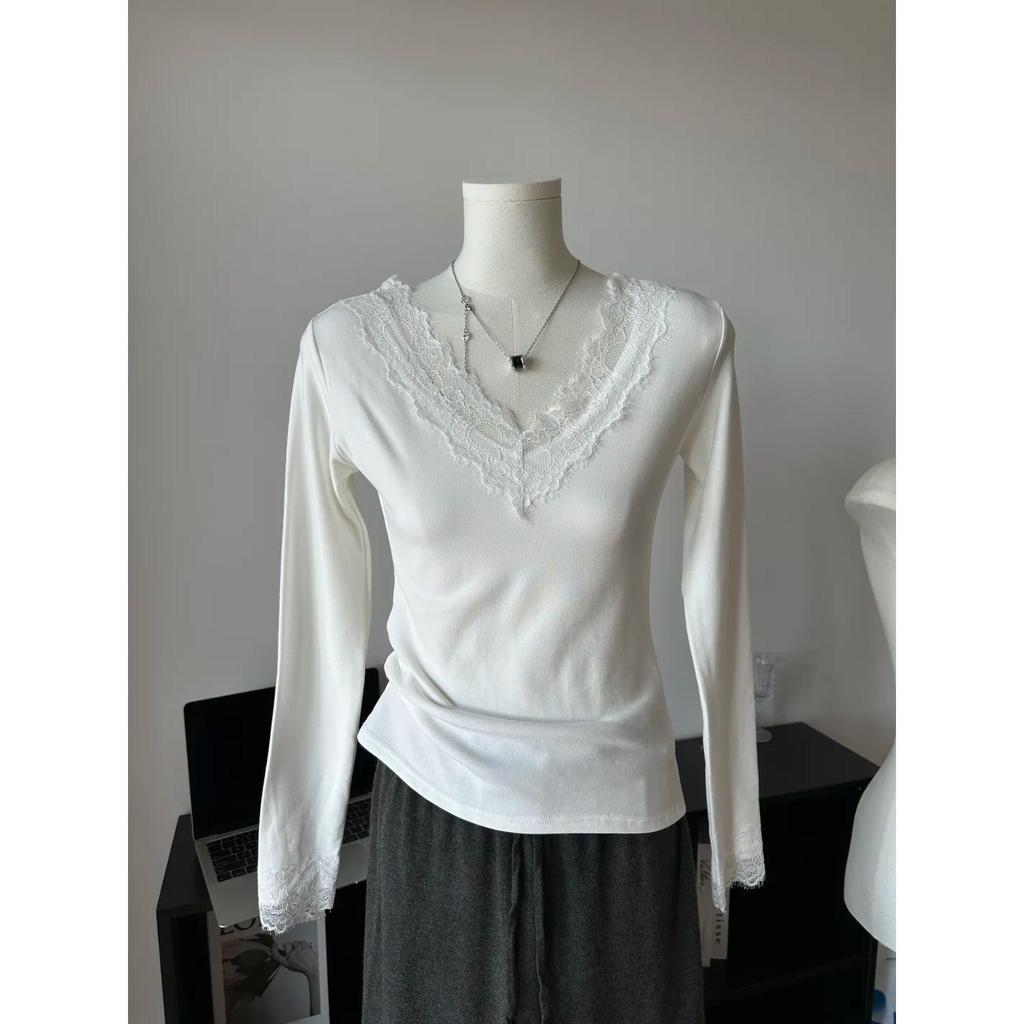 Chic European Lace Patchwork V-Neck Long Sleeve Top for Women - Autumn/Winter Basic & Sexy Style