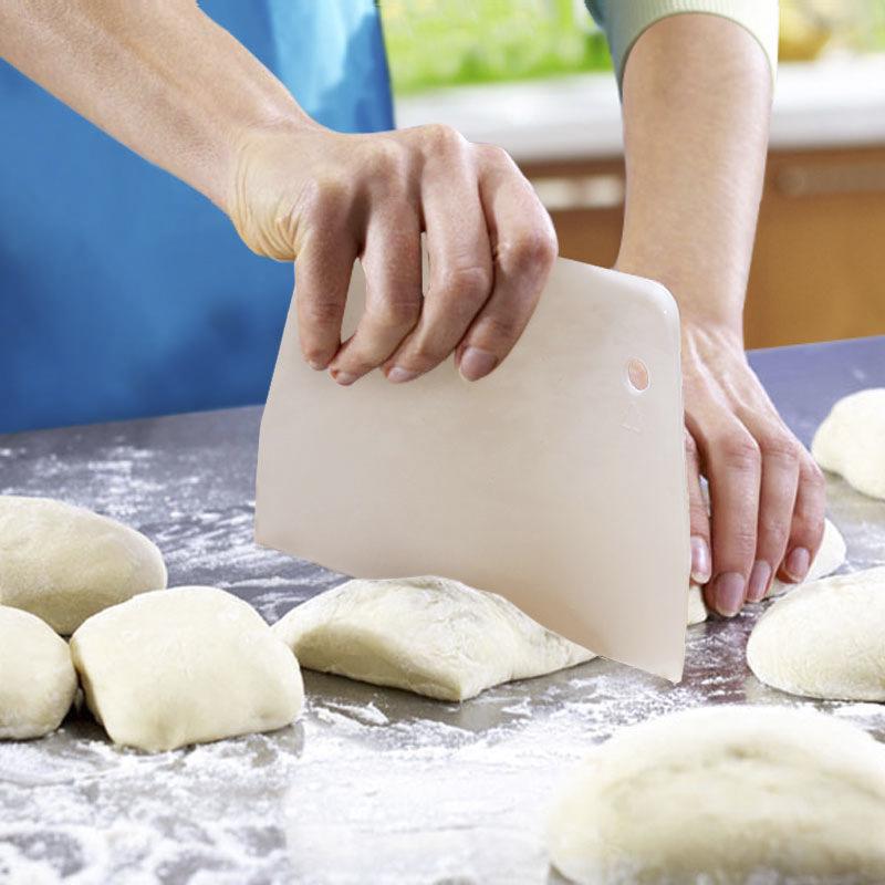 Plastic Baking Dough & Cake Scraper Set