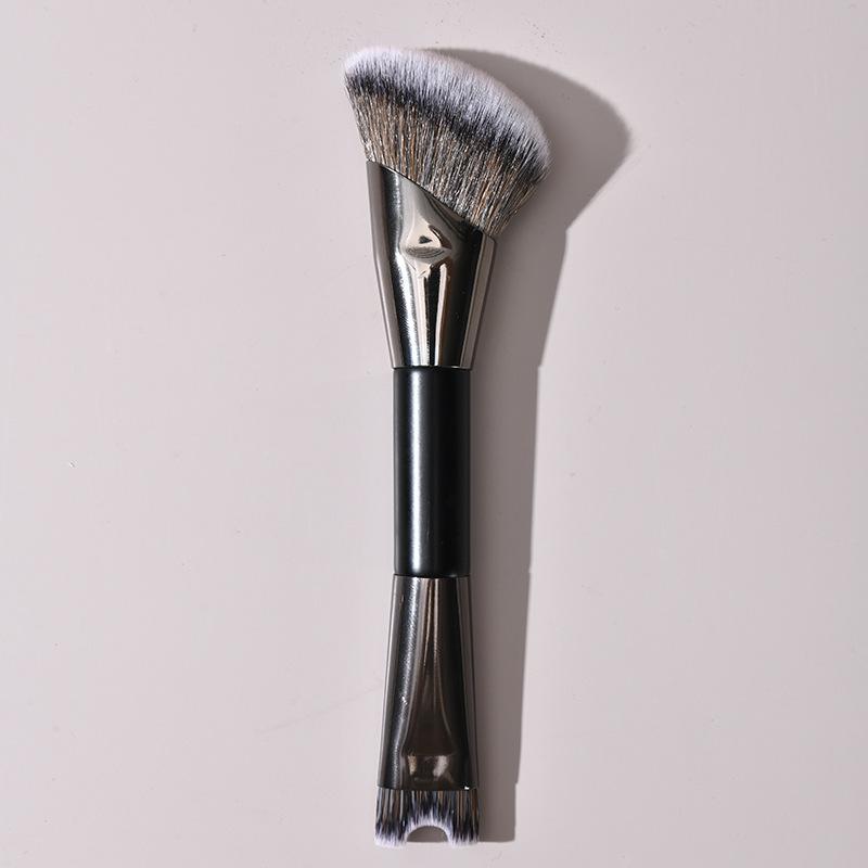 Double-Ended U-Shaped Nose Shadow & Highlighter Brush – Portable Makeup Tool for Foundation & Concealer