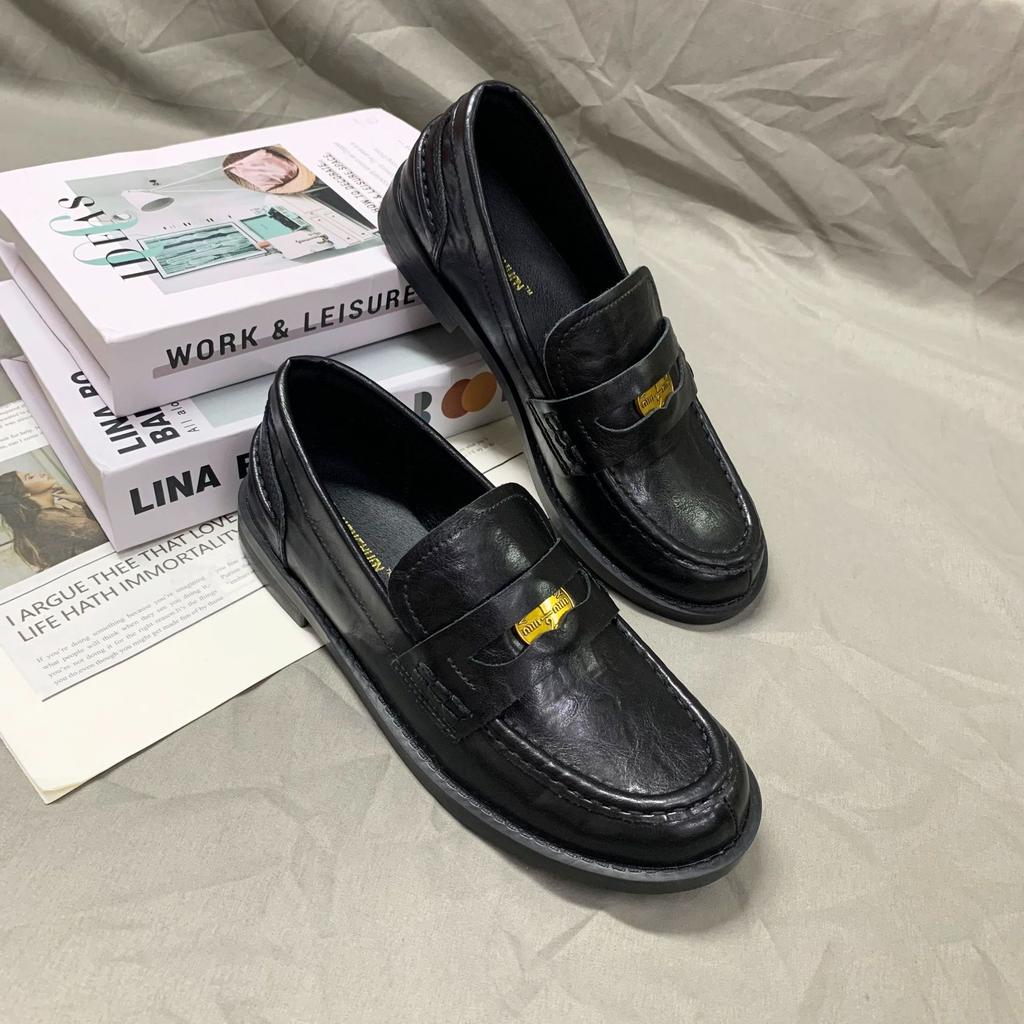 Spot second hair! Fashion versatile new horse leather retro polished small gold coin thick heel platform loafers small leather shoes