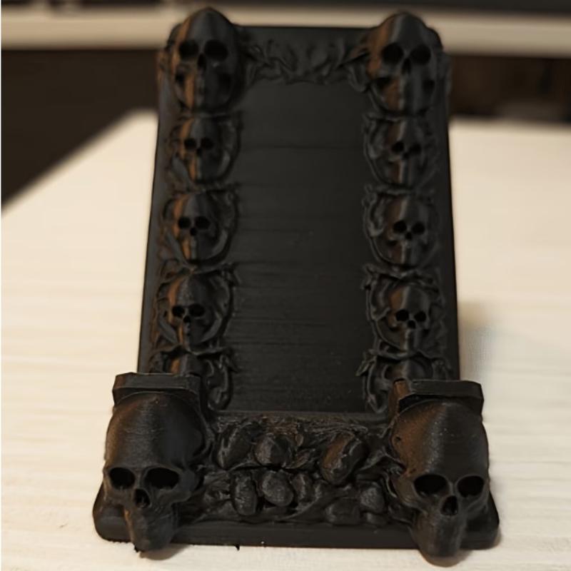 Gothic Skull Phone Stand Anti-Slip Dark Personalized Desktop Decor Creative Novelty Gift for Gothic Enthusiasts ONESIZE