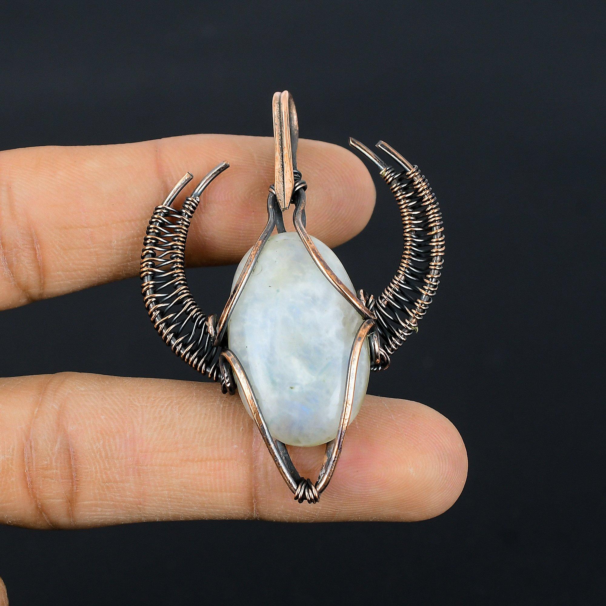 

Кулон из лунного камня, обернутый медной проволокой 999 пробы, кулон из драгоценного камня ручной работы, подарок для мамы, антикварное украшение 2.55 Inches