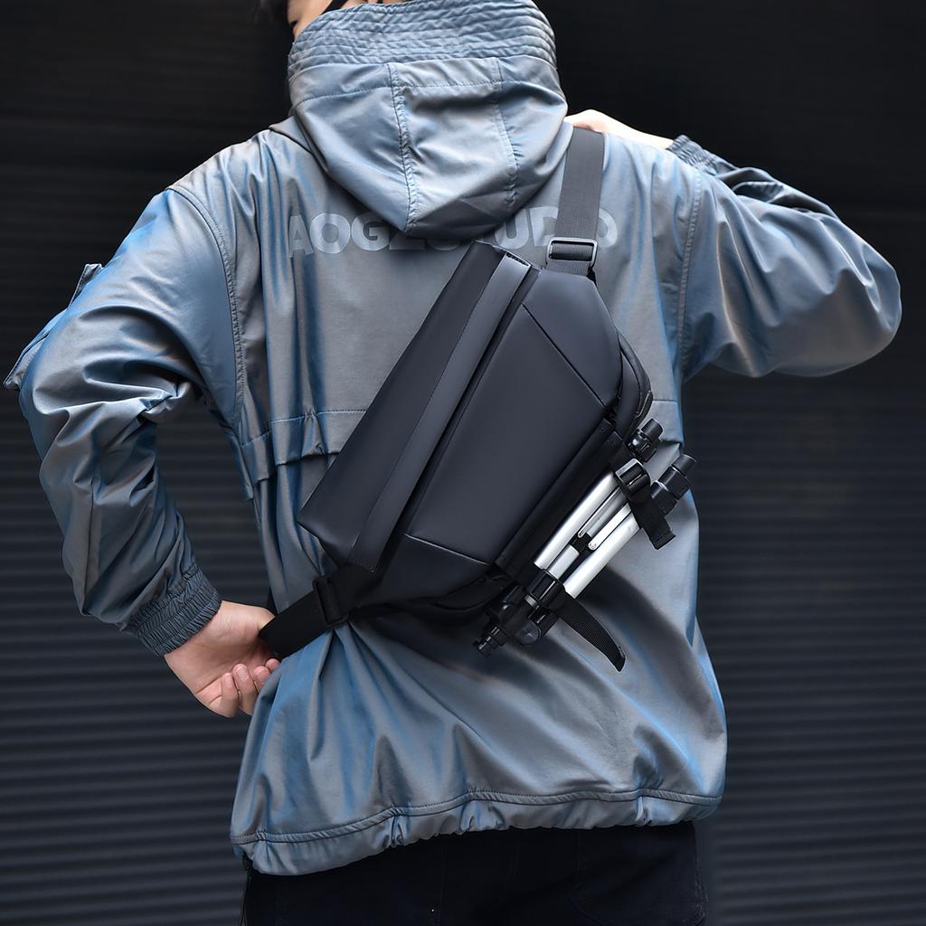 Trend messenger bag men's cycling function tooling bag trendy brand mailman bag breast bag commuter leisure shoulder bag