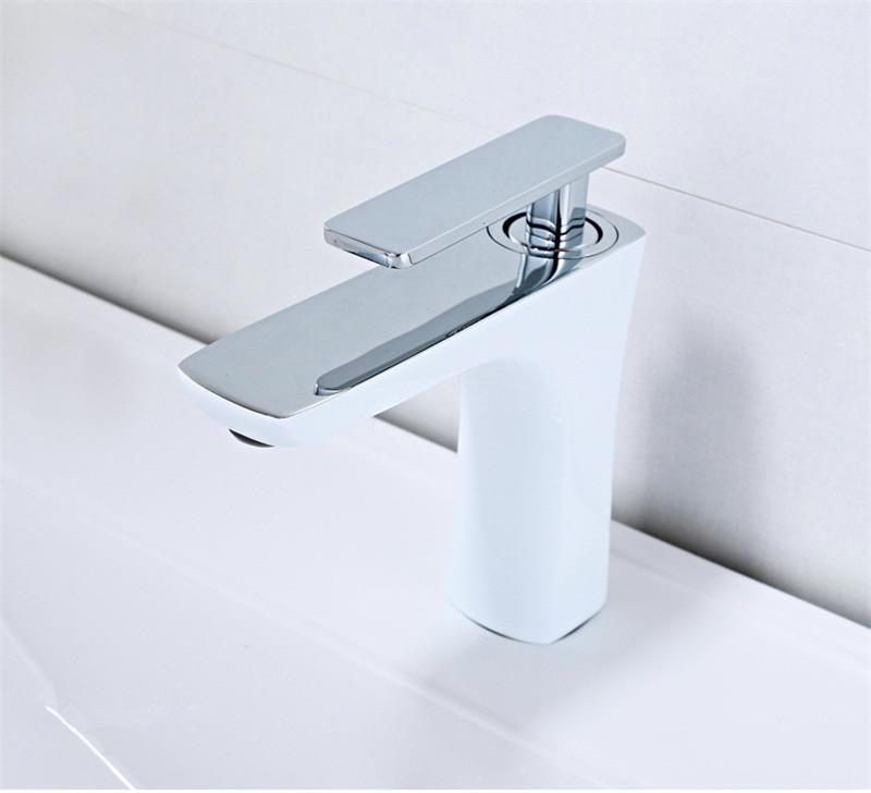 Brushed Gold Bathroom Faucet Antique Basin Faucet Water Basin Mixer Tap Hot & Cold Brass Lavotory Faucet Sink Water Crane Mixer