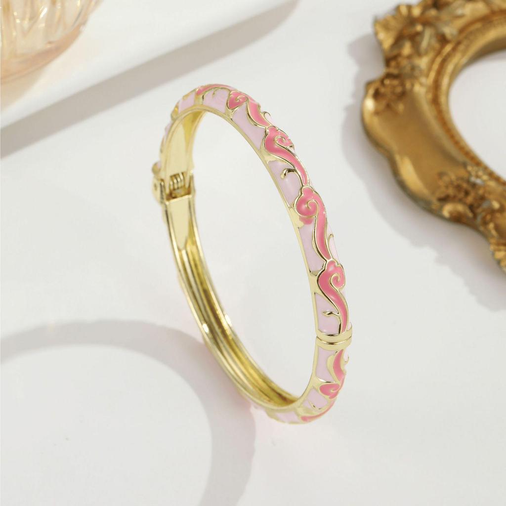 Süßes Tropföl-Armband aus Cloisonné-Emaille: Bunter Retro-Palaststil mit Glückswolken-Design