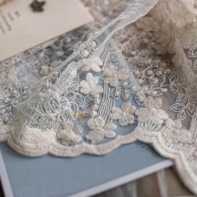 White Embroidered Table Cloth French Lace Tablecloths Vintage Coffee Dining Table Cover Rectangle Home Decoration