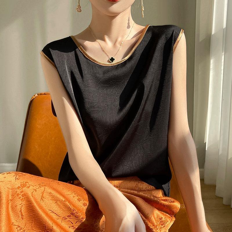 

Летний стиль высокого класса Футболка с круглым вырезом и контрастными бретелями с золотой окантовкой для женщин Нишевая футболка для женщин для женщин Шелковистый атласный жилет с широкими плечевыми лямками 5XL