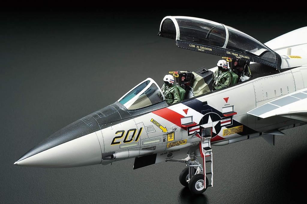 Tamiya 1/48 Masterpiece Aircraft Series No. 114 Grumman F-14A Tomcat Plastic Model 61114
