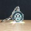 LED Fényű Autós Kulcstartó Medál Volkswagenhez VW Rline GTI Jetta Golf Polo Passat Bora Bogár MK7 MK6 Tiguan Touran Kiegészítők Gj8