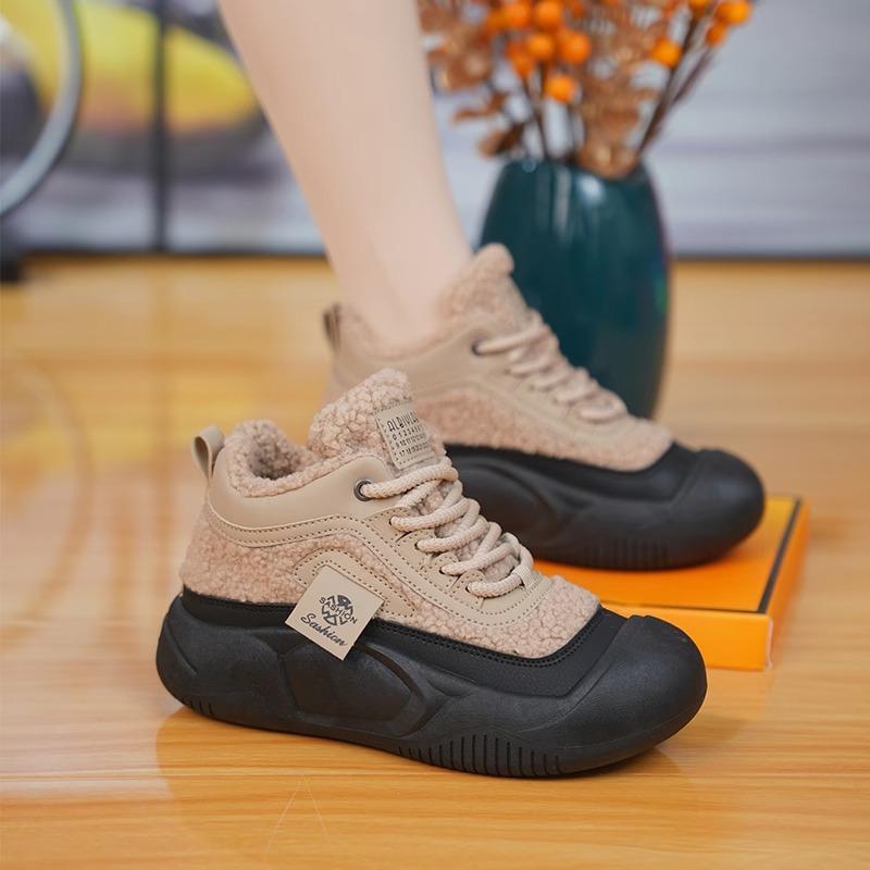 Factory direct sales 2025 winter velvet little white shoes new Korean version of female students height-increasing sports board shoes trendy casual
