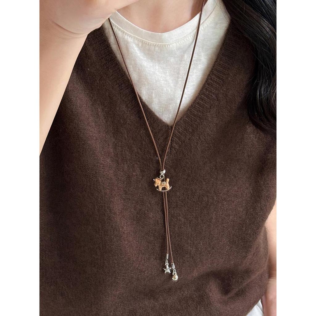 Retro Long Pull-out Pendant Necklace - Versatile Fashion Accessory for Girls