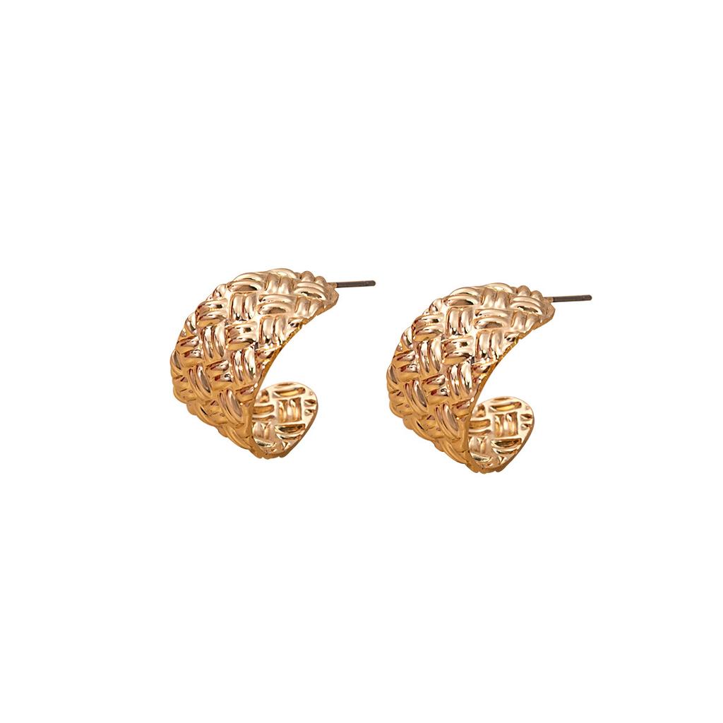 Light Luxury Pleated C-Shaped Stud Earrings, Niche Design Earrings, Metal Fashion Semi-Round Earrings