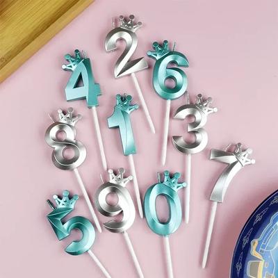 Décorations de Gâteau Numéro 0-9 Romantique Bleu Couronne Bougies Décoration de Numéro pour Décoration de Gâteau Joyeux Anniversaire Reine Baby Shower