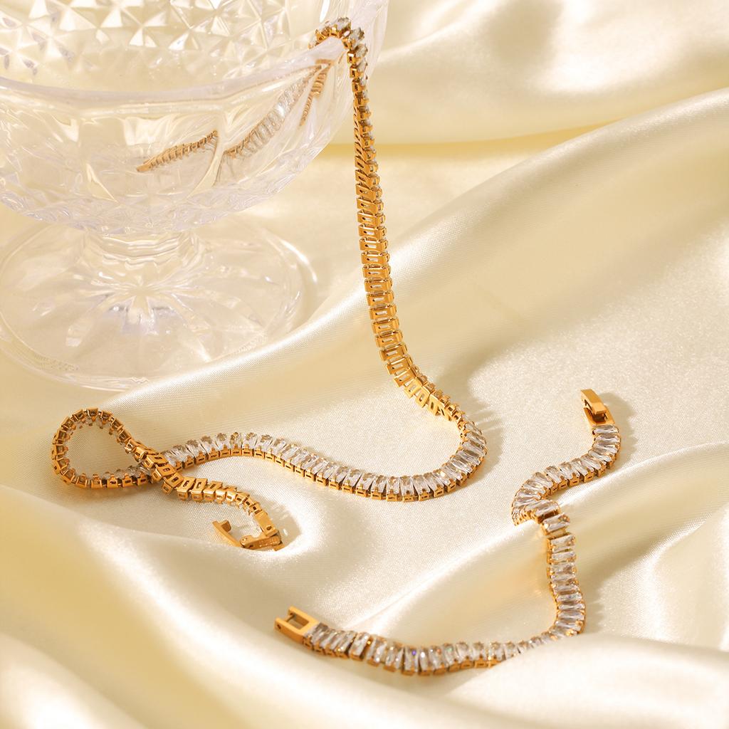 Wind Stainless Steel Inlaid Square Zircon Necklace Bracelet Light Luxury High-end Collarbone Chain Jewelry