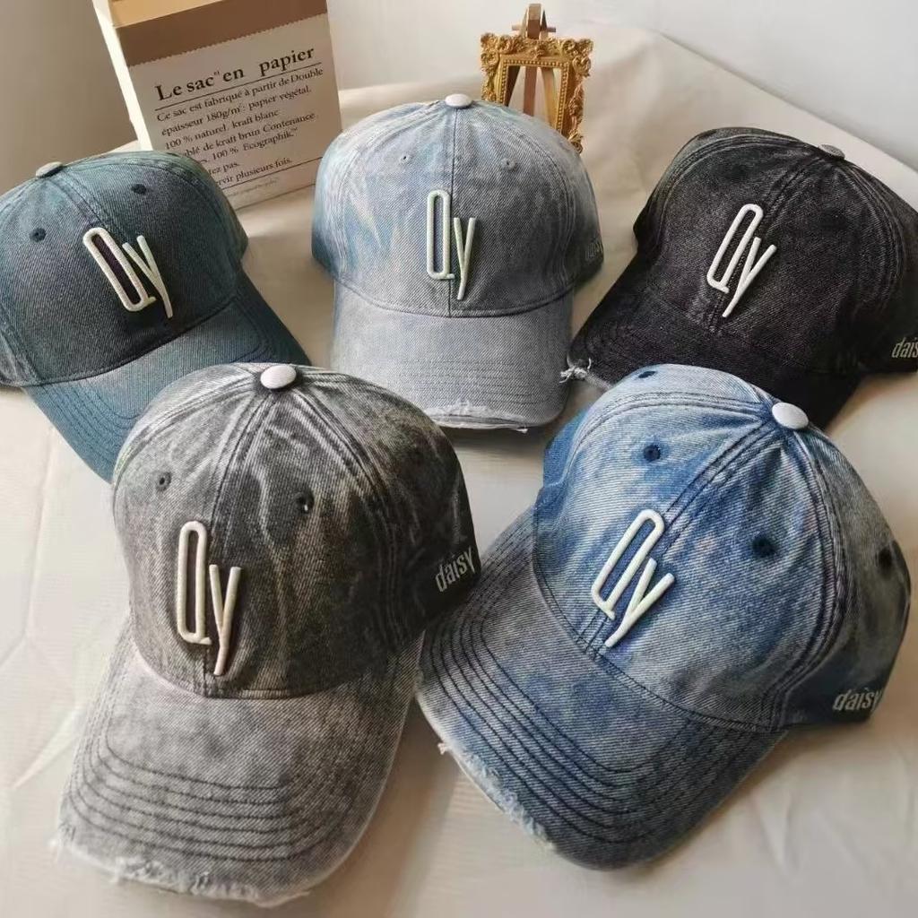 Retro and old washed baseball cap men's soft top ripped letter cap showing face small sunshade cowboy hat