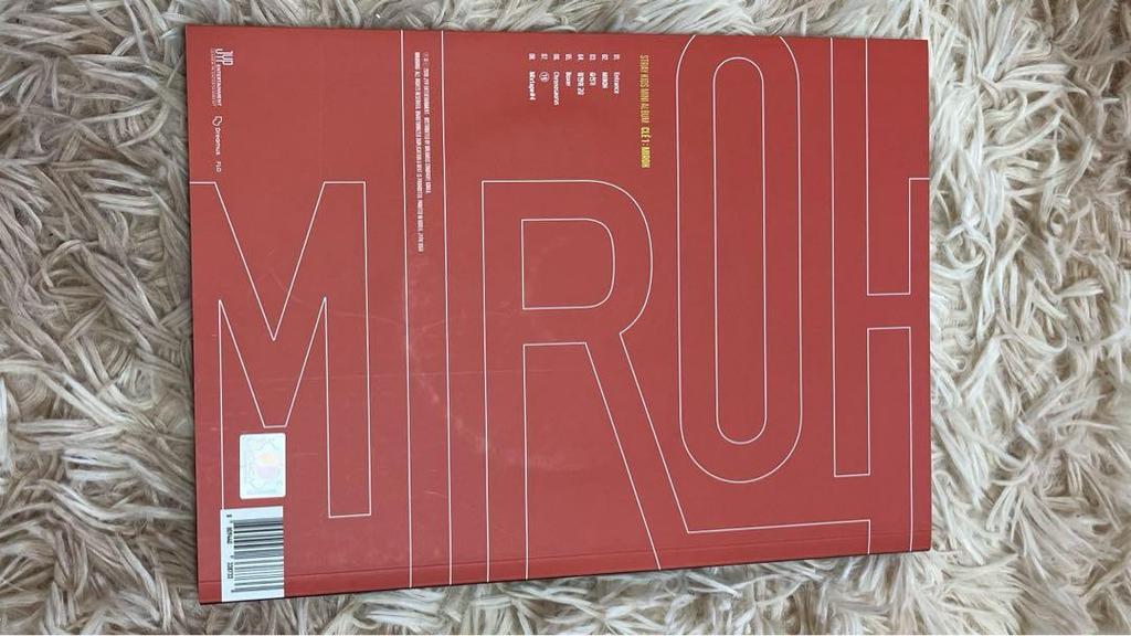 [USED] straykids MIROH album Bang Chan