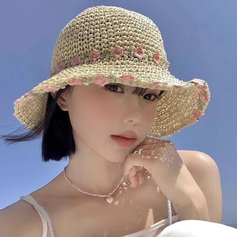 2024 New Knitted Small Flower Straw Hat for Women's Summer Beach Vacation and Outgoing Sunshade Foldable Sweet Sunscreen Hat