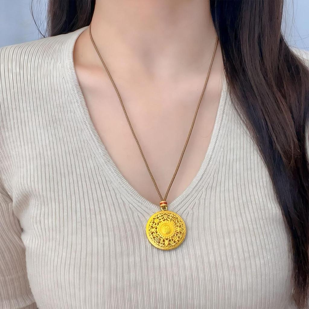 Retro Gold Flower Silk Fu Character Compass Pendant Necklace