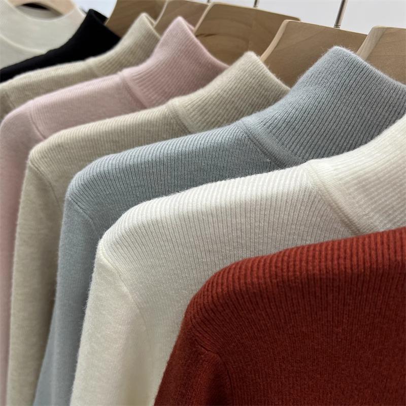 Šik červený angorový pletený svetr: Dámský top slim fit s polovyvýšeným krkem na podzim/zimu