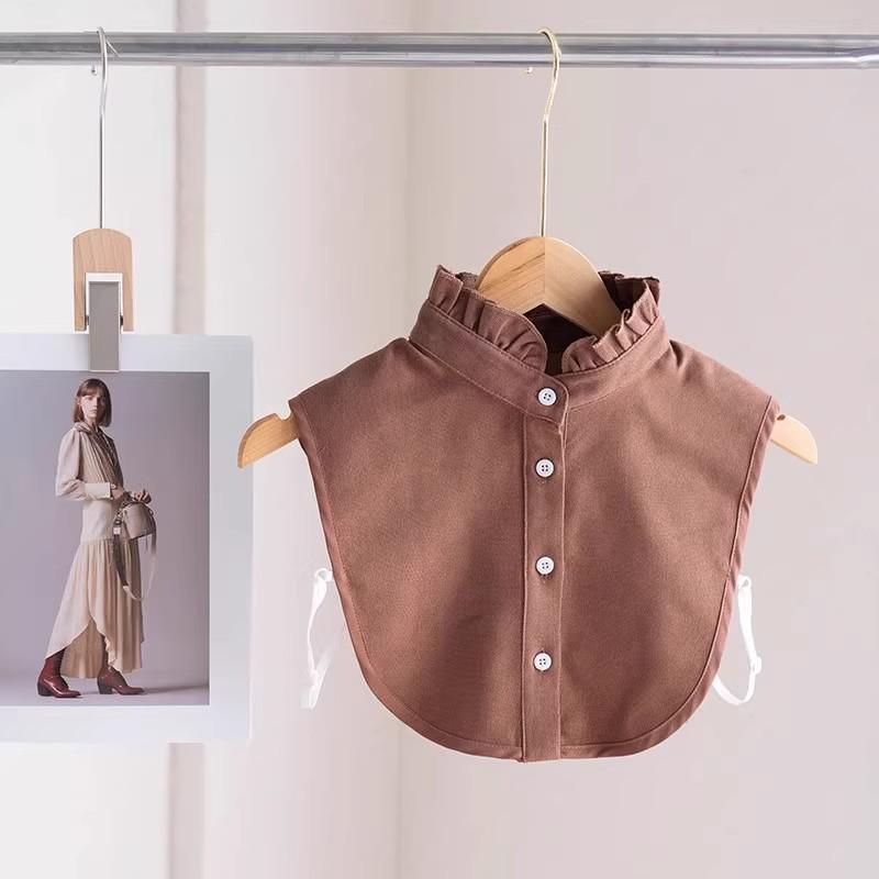 Damen Vielseitiger Spitzkragen: Falscher Kragen aus reiner Baumwolle für Sweatshirts und Pullover, ideal für einen verjüngenden Stil zu jeder Jahreszeit.