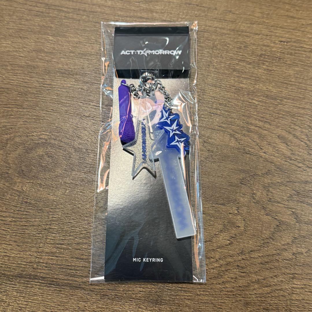 

[USED] Hueningkai TXT TOMORROW Seoul Concert Microphone Keyring