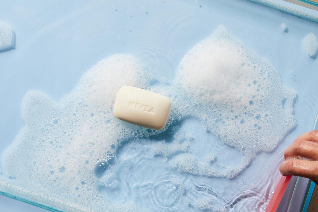 Nivea Creme Soft Mydło W Kostce Do Rąk Ciała 100G