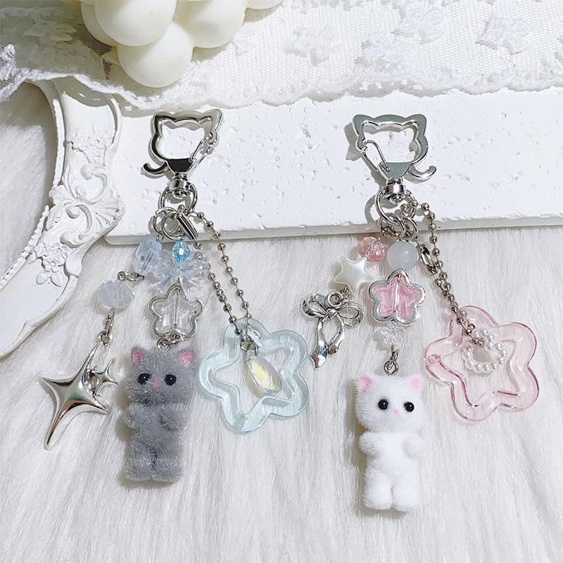 Creative Cute Flocked Kitten Strawberry Pendant Keychain Sweet Animal Keyring Backpack Decoration Accessories Best Friend Gifts