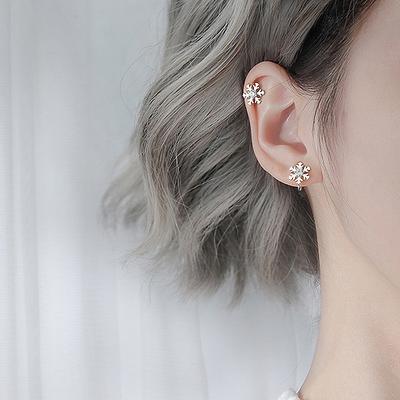 Female No Ear Piercing Clip Type False Stud Earrings Christmas Temperament Student Girlfriend Earrings Cute Sweet Snowflake Earrings