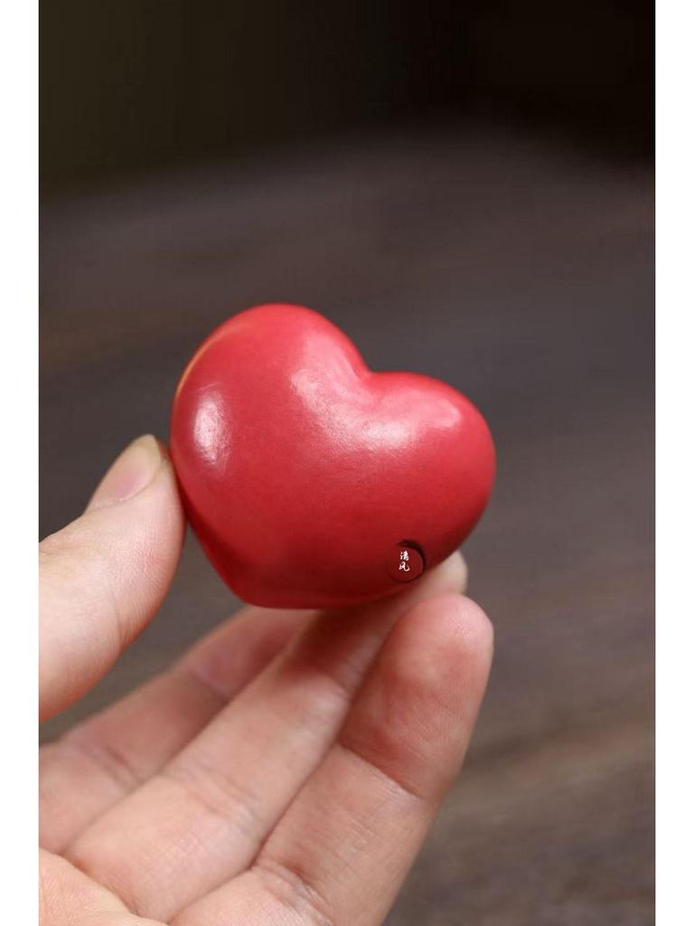 Heart-shaped Handmade Yixing Zisha Tea Pet - Creative Ornament Model