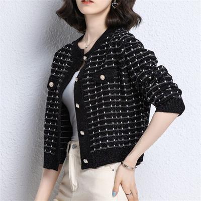Herbst- und Winter-Xiaoxiangfeng-Oberteil, kurz, klein, ausländisch, elegant, schwarz-weiß karierte kontrastierende Strickjacke