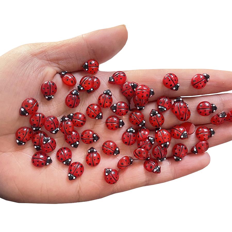 50Pz Ciondoli per Unghie Coccinella Carina Cartoon 3D, Strass Piatto per Unghie per Decorazioni Nail Art Manicure Fai da Te