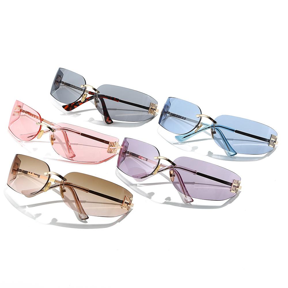 2026 New High End Sunglasses Women Frameless Curved Integrated Sun Glasses for Eye Protection and Sunscreen Travelling Hiking
