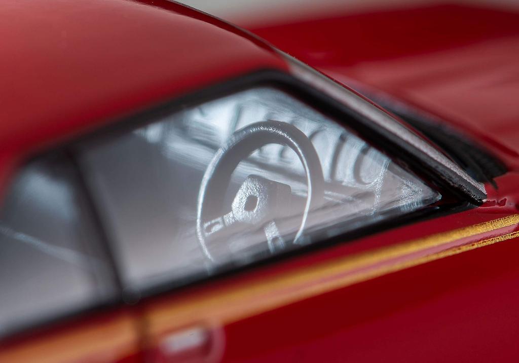 Tomytec Tomica Limited Vintage Neo Scale Nissan Skyline HT 2000 Turbo Red 1/64 LV-N230b GT-ES (Finished Model)