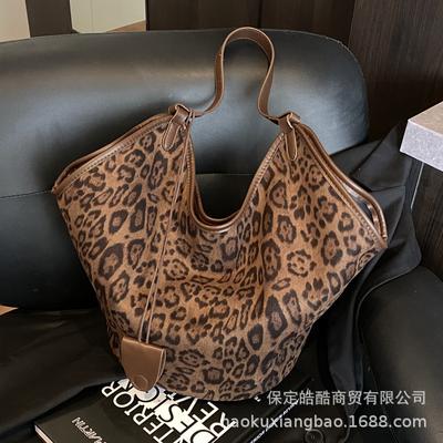 Leopard Print Bag Women's Large Capacity 2025 New Autumn and Winter Leisure Shoulder Mother and Child Bag Versatile Work Commuter Tote Bag