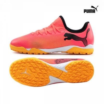 Spor için özel ayakkabılar – Kramponlar