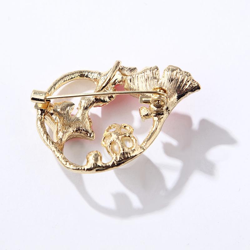 Fashion Oil Drop Alloy Trumpet Flower Pearl Brooch Female Anti-glare Pin Accessories Exquisite Hypoallergenic Luxury Enamel Brooch Long-Lasting Color