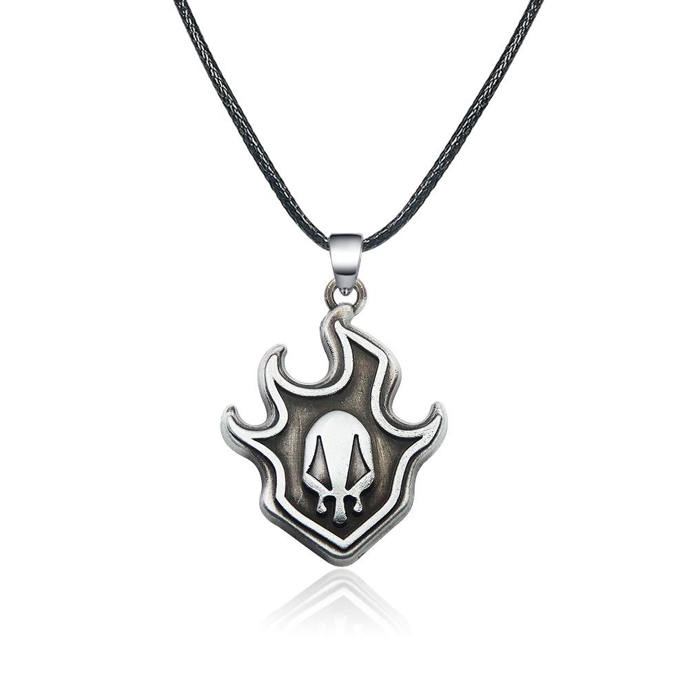 Anime BLEACH Kurosaki Ichigo False Mask Cosplay Necklace Keychain Grimmjow Necklace Cosplay Accessories Man Woman Jewelry Gifts