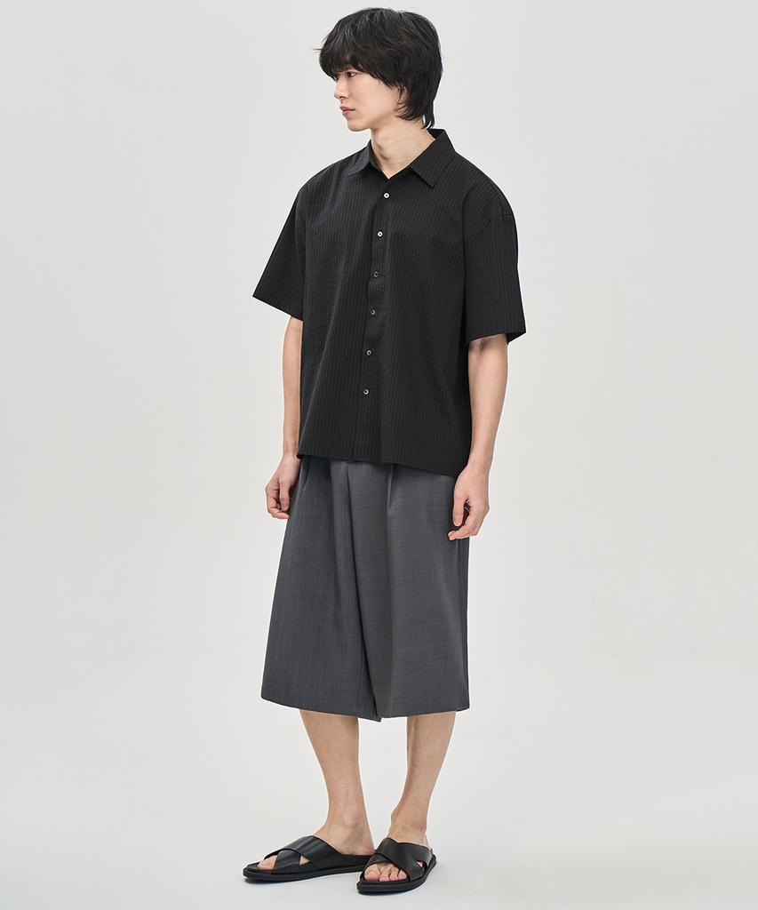 PRAIRIE Dobby Stripe Crop Short Sleeve Shirt (Black)