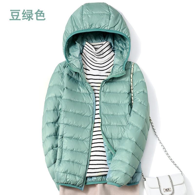 Giacca leggera in piuma da donna corta con cappuccio autunno e inverno nuova piuma d'anatra bianca giacca slim e leggera