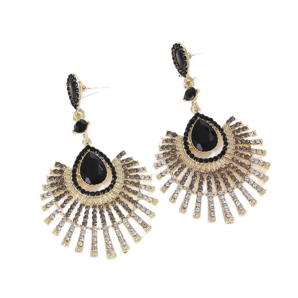 French Rhinestone Water Drop Earrings - Elegant Light Luxury Court Style Studs for Women with Exaggerated Dangles and High-End Quality