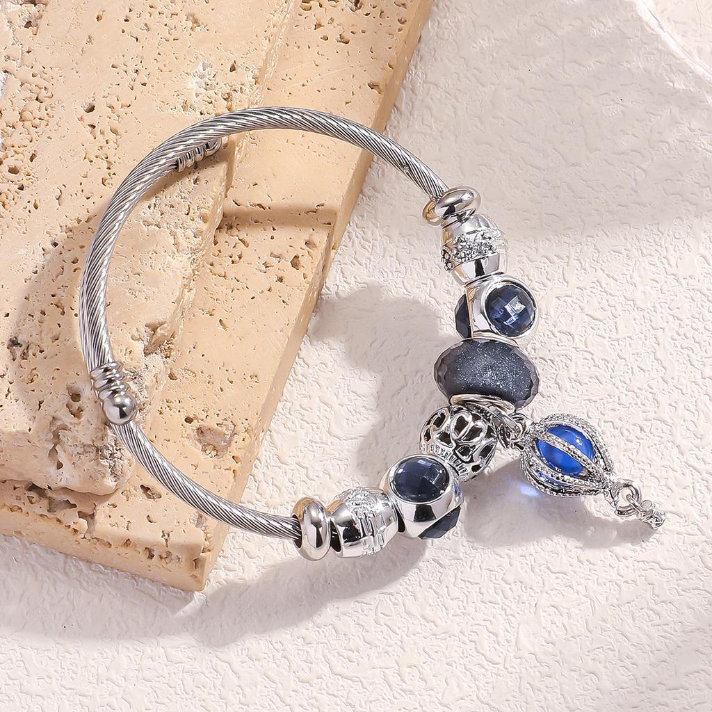 1PC Women's Fashion Pan Family Multi Element Beaded Hollow Bracelet for Date, Travel, Banquet, Party, Festival Dressing Gifts