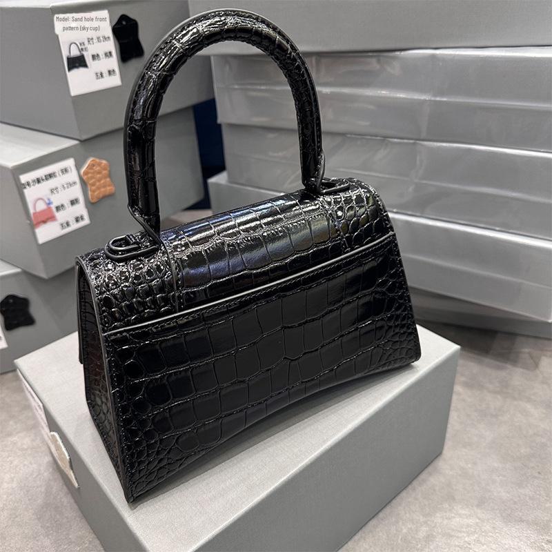 2024 Crocodile Pattern Hourglass Shoulder Bag for Women - High-Quality Spring/Summer Crossbody Handbag